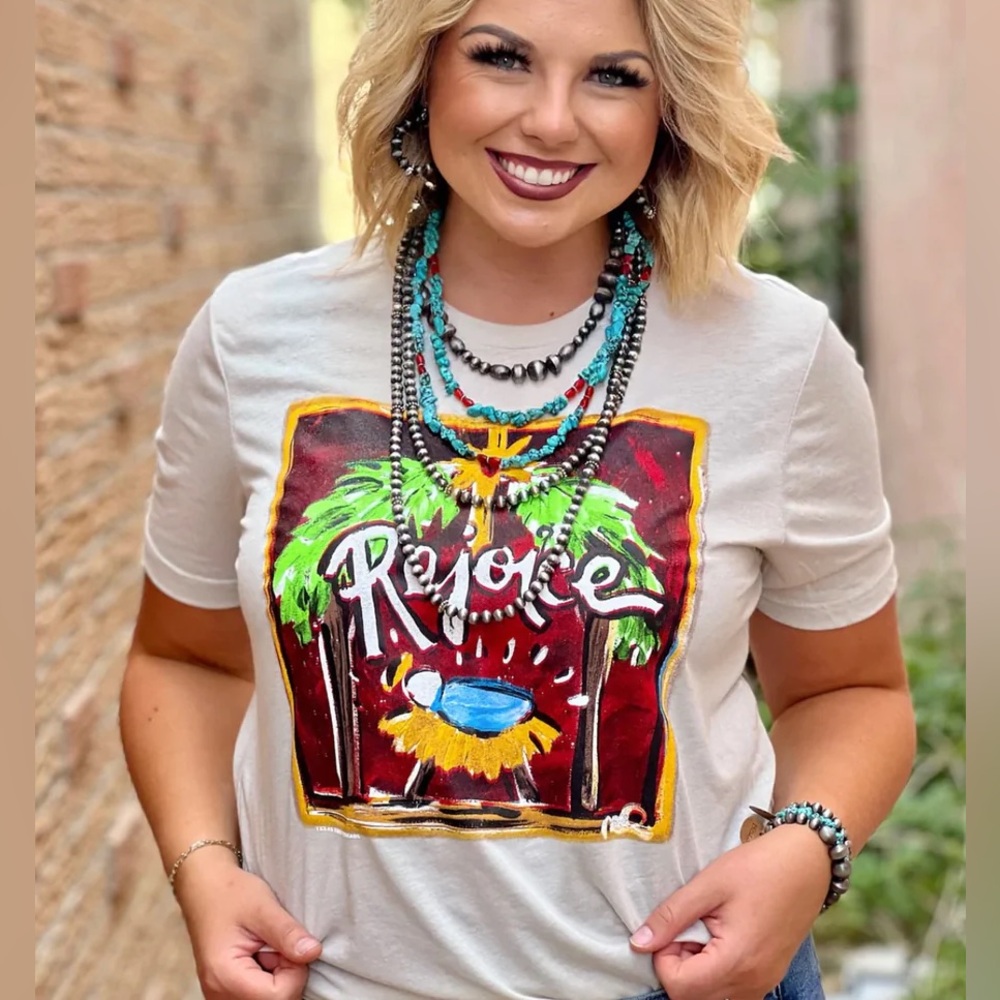 NWT Texas True Threads Callie Ann Stelter Rejoice Tee Size Large